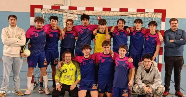 Victoire de nos -18G  38-30 👏👏