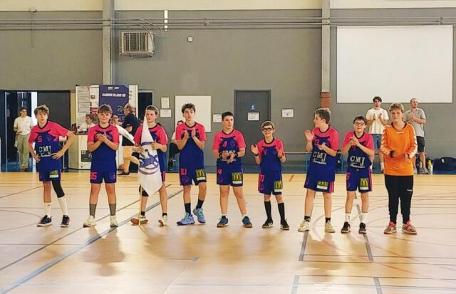 Bravo à nos 13G, champions de Gironde  en promotion excellence qui se sont battus jusqu au tirs au but pour remporter leur titre. Mention spéciale à nos adversaires et partenaires de match, une très belle équipe de Lacanau contre laquelle nous sommes fiers d avoir joué cette intense et magnifique finale.  Nous remercions l’équipe de Lacanau !
